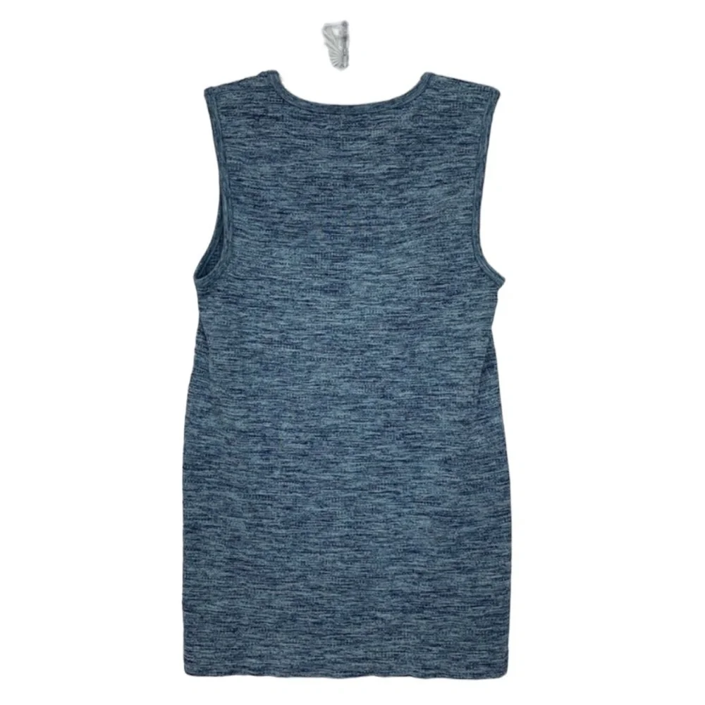 ATHLETA Renew Space Dye Sleeveless Tank
Seamless Fitted UPF - Picture 3 of 4